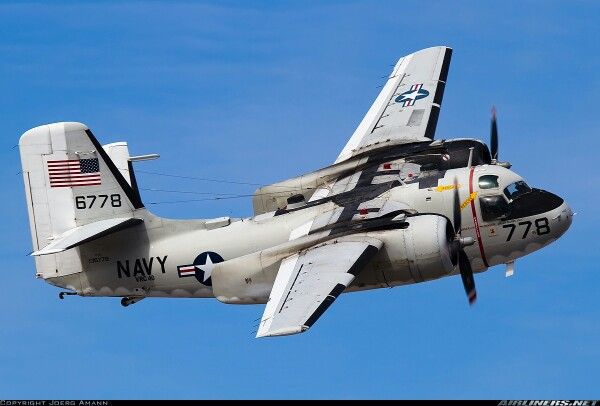 Grumman C1-A propeller plane